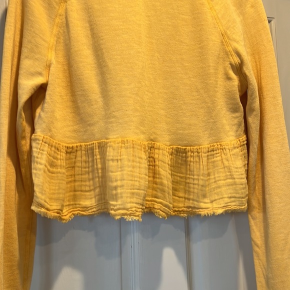 Free People gold Jersey knit cropped top with ruffle - Picture 7 of 13